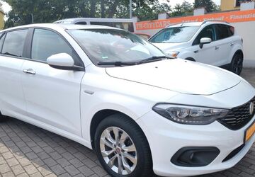 Fiat Tipo 40.961 km 12.680 &euro; Magdeburg 39130