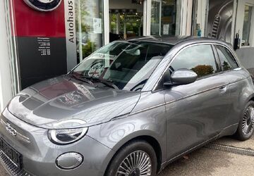 Fiat 500e 6.679 km 19.990 &euro; Asperg 71679