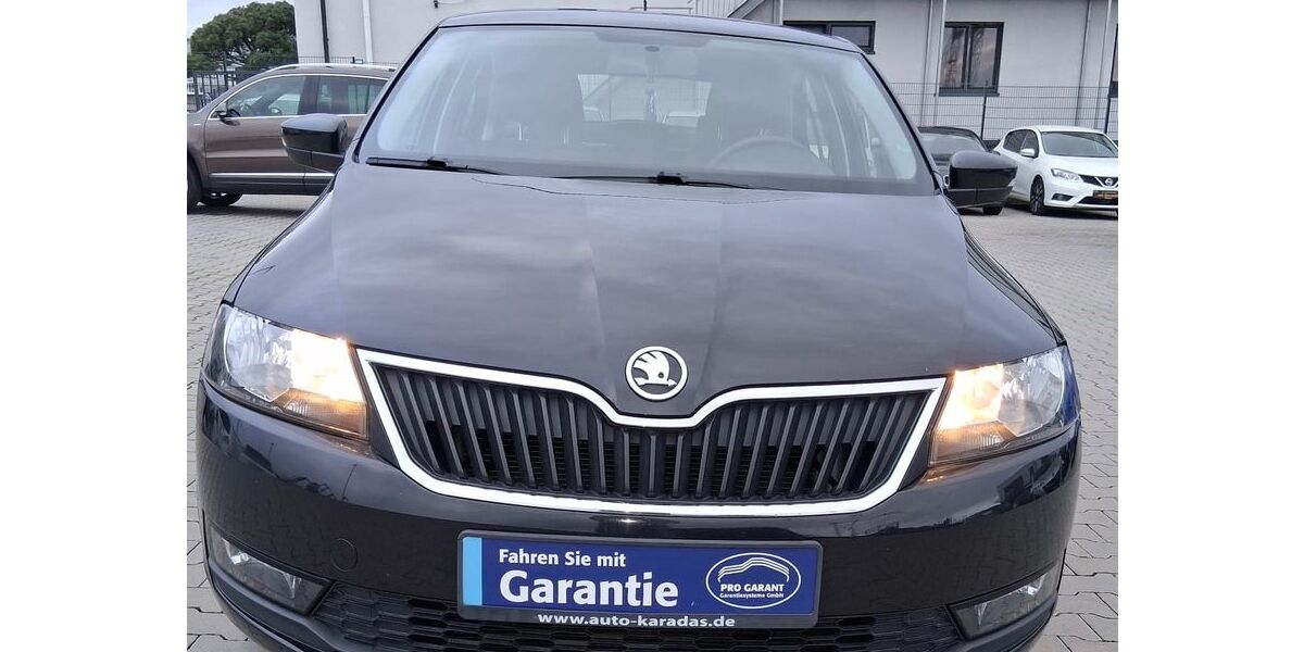 Skoda Rapid 98.000 km 7.990 &euro; Kelkheim 65779