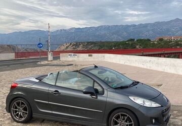 Peugeot 207 178.000 km 5.400 &euro; Leipzig 04347