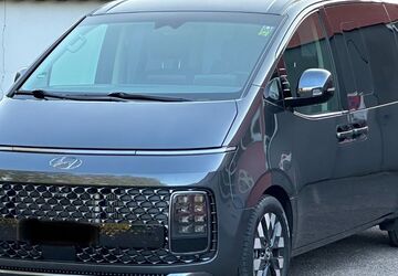 Hyundai STARIA 93.000 km 33.999 &euro; Völklingen 66333