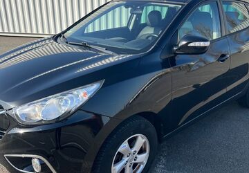 Hyundai ix35 181.000 km 5.990 &euro; Berlin 12057