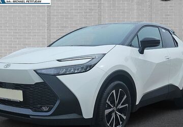 Toyota C-HR 10.000 km 34.990 &euro; Lübeck 23566