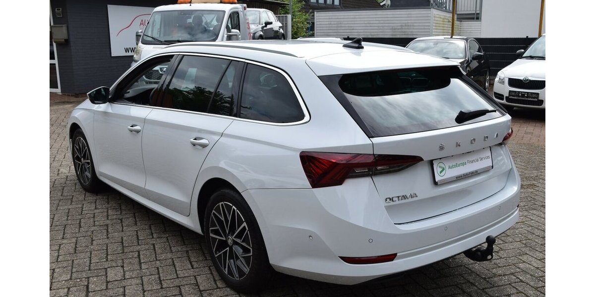 Skoda Octavia Combi 2,0 TDI DSG Style Matrix*AHK*ACC 109.200 km 19.980 &euro; Rastede 26160