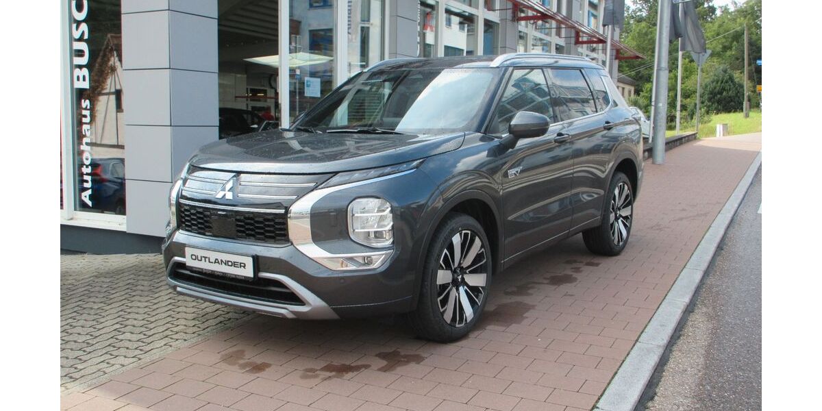 Mitsubishi Plug-in Hybrid Outlander 1.500 km 51.790 &euro; Niefern Öschelbronn 75223