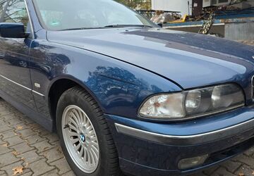 BMW 535 272.526 km 3.999 &euro; Berlin 12349