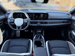 Kia K4 1.6T 180 DCT GTL DWP+ SZ SD 18 2.500 km 37.490 &euro; Höhenkirchen-Siegertsbrun 85635