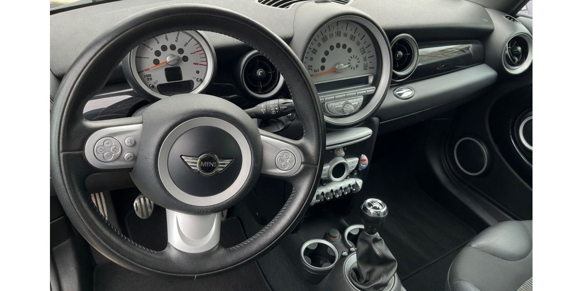 Mini Cooper_S_Chili_Xenon_1.Hand_BMW_Scheckheft_MINI 119.106 km 6.500 &euro; Berlin 10247
