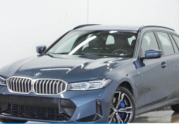 BMW 330 3.978 km 48.330 &euro; Mülheim 45472