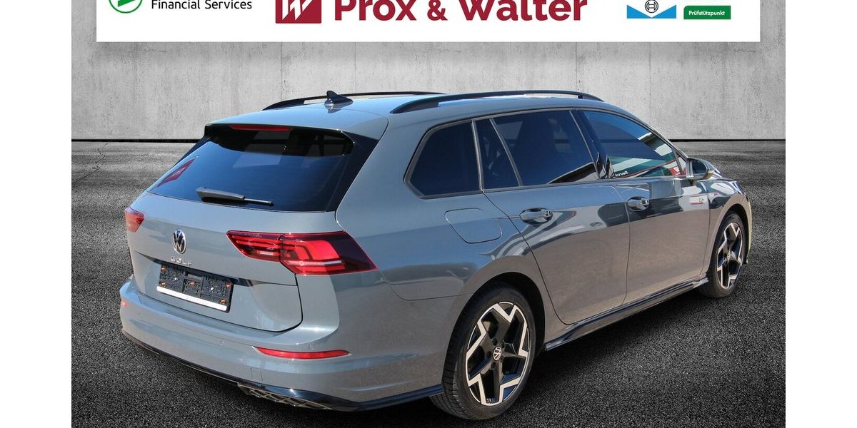VW Golf VIII Variant 1.5 TSI R-Line LED+KAMERA+ACC 38.673 km 25.900 &euro; Hagenow 19230