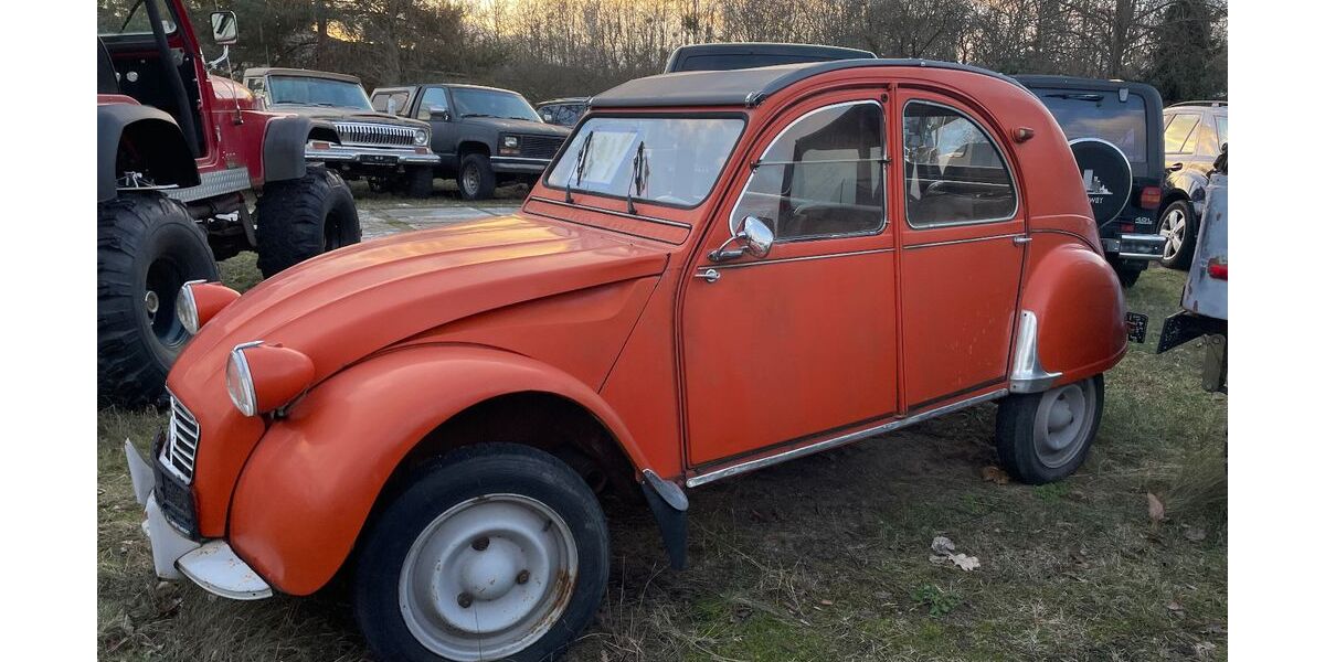 Citroen 2 CV 84.000 km 11.885 &euro; Trebbin 14959