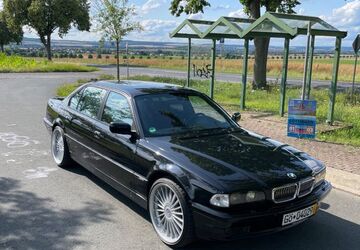 BMW 750 230.000 km 22.000 &euro; Friedland 37133
