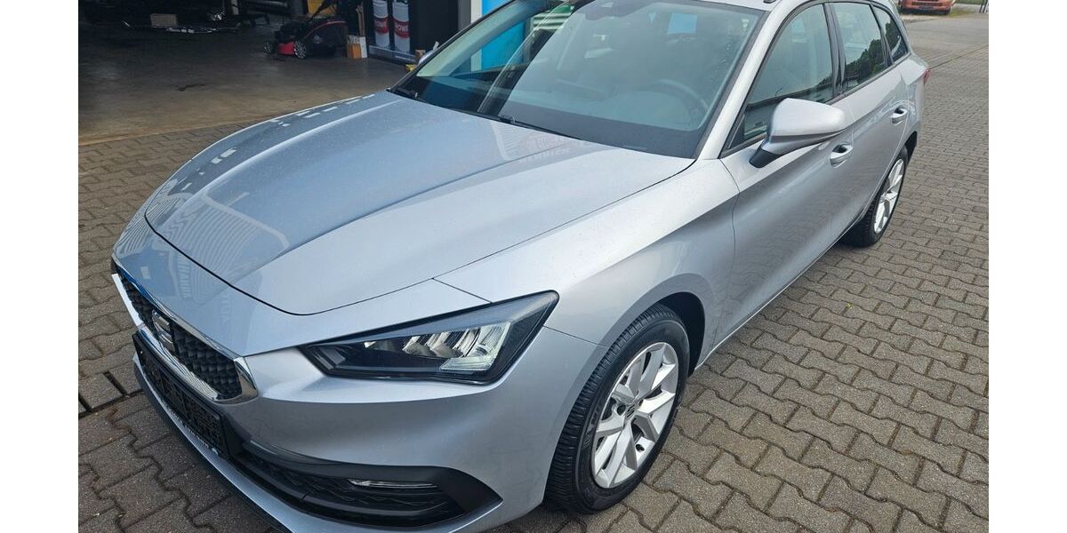 Seat Leon 9.229 km 21.290 &euro; Mörschbach 55494
