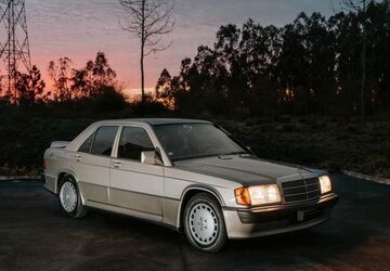 Mercedes-Benz 190 92.000 km 37.500 &euro; Oliveira de Azemeis 