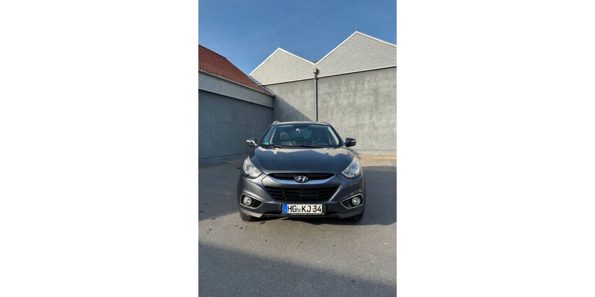 Hyundai ix35 302.000 km 4.850 &euro; Neu Anspach 61267