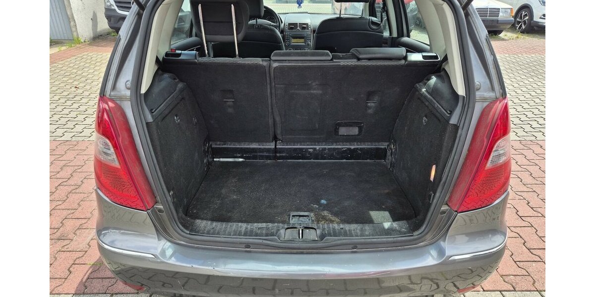 Mercedes-Benz A 150 Automatik, Klima 143.000 km 1.990 &euro; Rodgau 63110