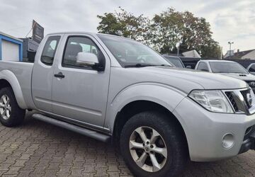 Nissan Navara 101.000 km 18.900 &euro; Mainz-Kostheim 55246