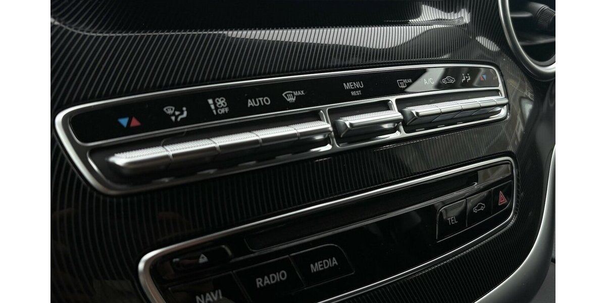 Mercedes-Benz V 250 D Lang Edition STANDHZ/SHZ/NAVI/KAMERA/AHK 118.803 km 38.900 &euro; Villingen-Schwenningen 78054