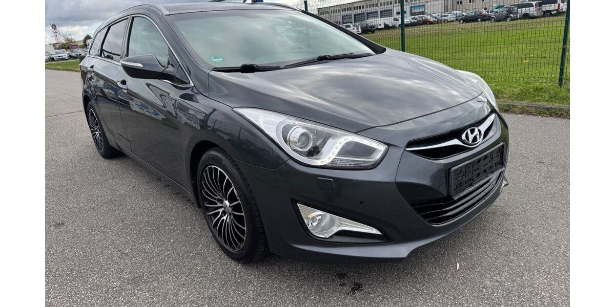 Hyundai i40 225.300 km 6.780 &euro; Rostock 18147