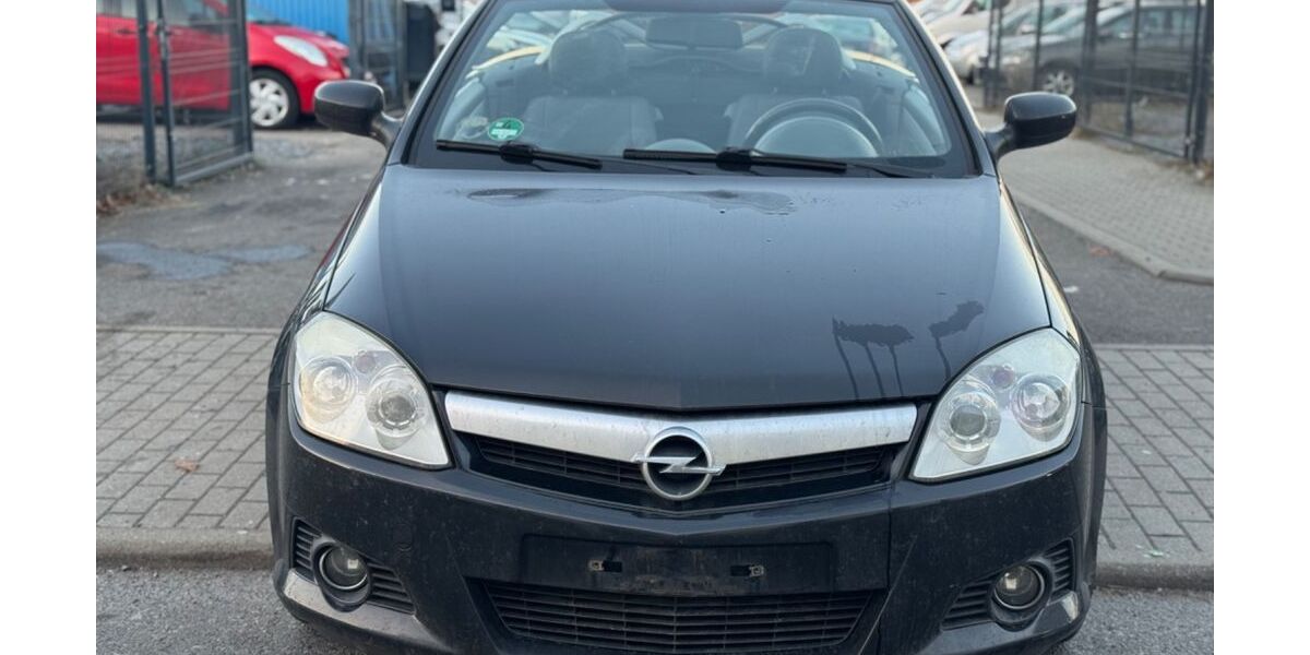 Opel Tigra 139.556 km 2.990 &euro; Wildau 15745