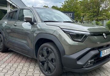 Suzuki e Vitara 2.890 km 40.790 &euro; Neustadt in Sachsen 01844