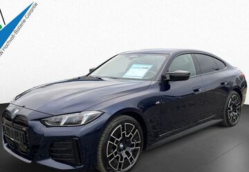 BMW i4 23.167 km 54.870 &euro; Herford 32051