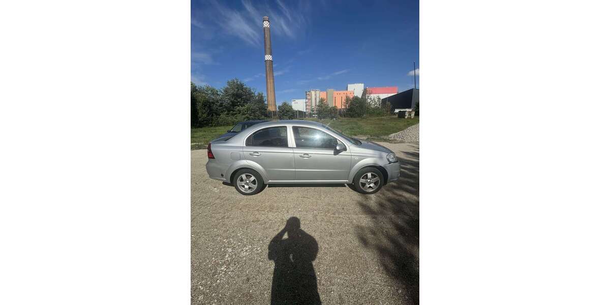 Chevrolet Aveo 97.904 km 1.700 &euro; Berlin 10365