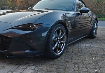 Mazda MX-5 130.000 km 15.985 &euro; Köln 50769
