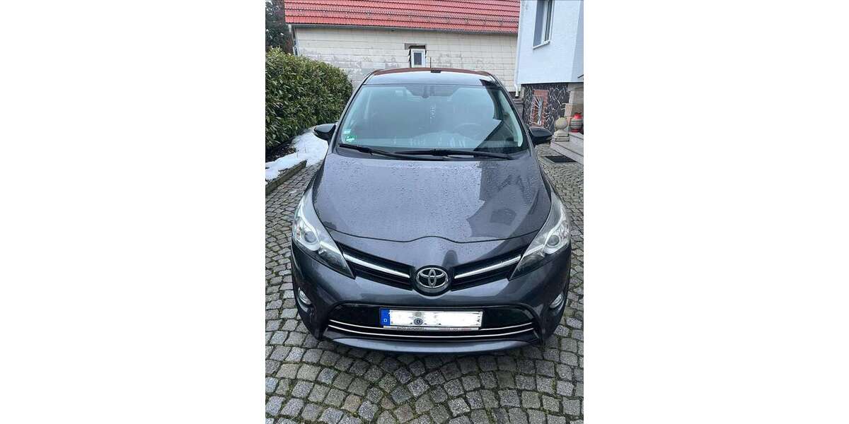 Toyota Verso 94.500 km 13.800 &euro; Ebsdorfergrund 35085