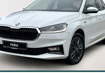Skoda Fabia 6.000 km 22.980 &euro; Merseburg 06217