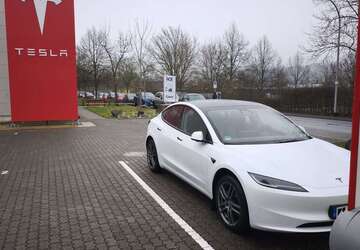 Tesla Model 3 15.900 km 39.790 &euro; Pirmasens 66955