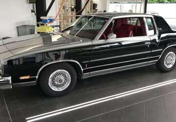 Oldsmobile Delta 88 75.000 km 10.900 &euro; Krefeld, Stadt 47803