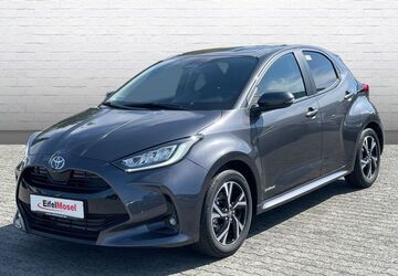 Toyota Yaris 2.869 km 27.960 &euro; Prüm 54595