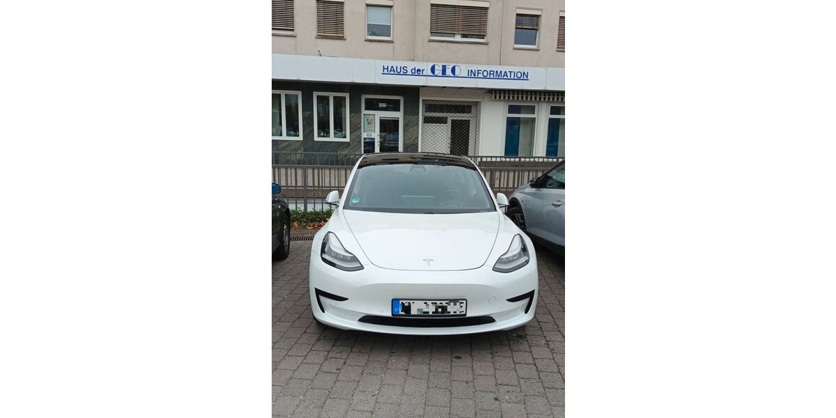Tesla Model 3 178.000 km 17.000 &euro; Mülheim an der 45468