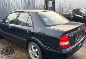 Mazda 323 175.000 km 1.200 &euro; Bruchsal 76646