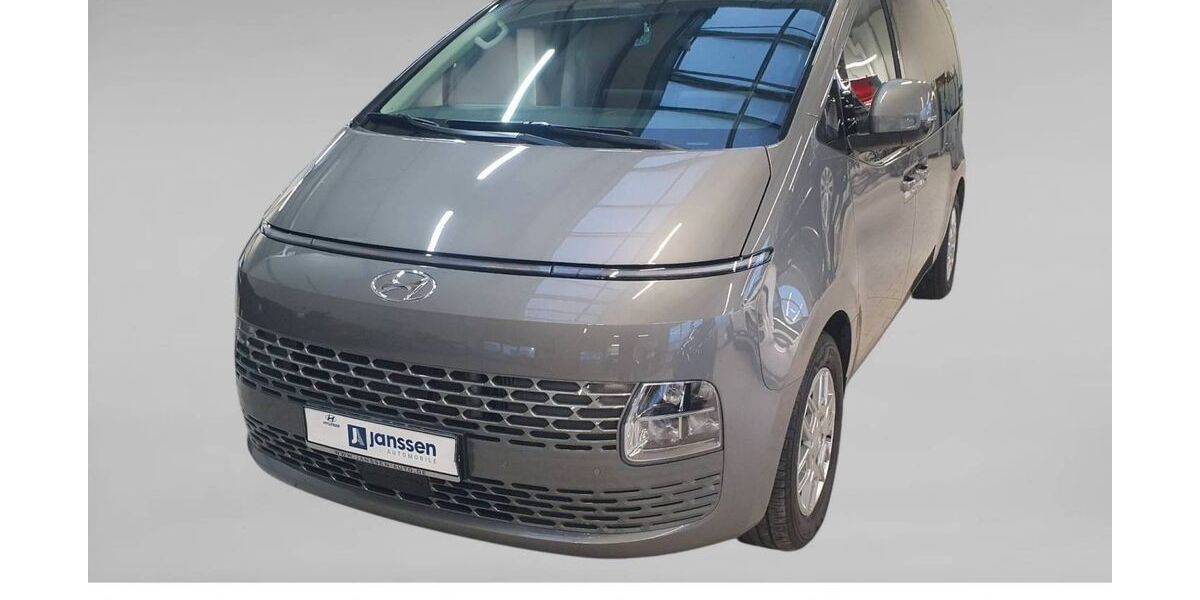 Hyundai STARIA 28.181 km 42.990 &euro; Aurich 26605