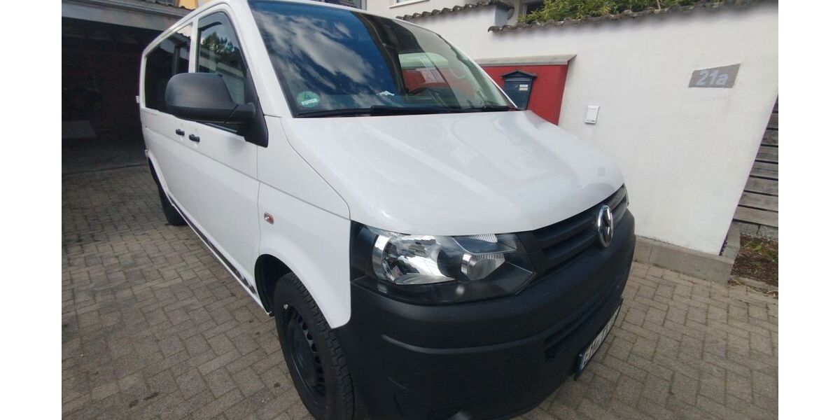 VW T5 Transporter 152.000 km 16.200 &euro; Umkirch 79224