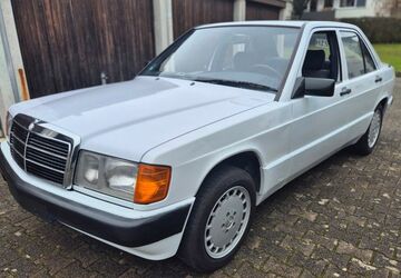 Mercedes-Benz 190 154.300 km 8.900 &euro; ulm 89081