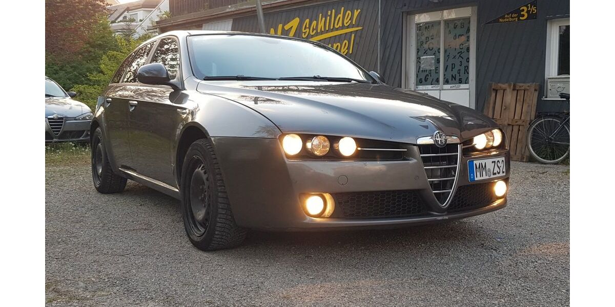 Alfa Romeo 159 285.000 km 999 &euro; Memmingen 87700