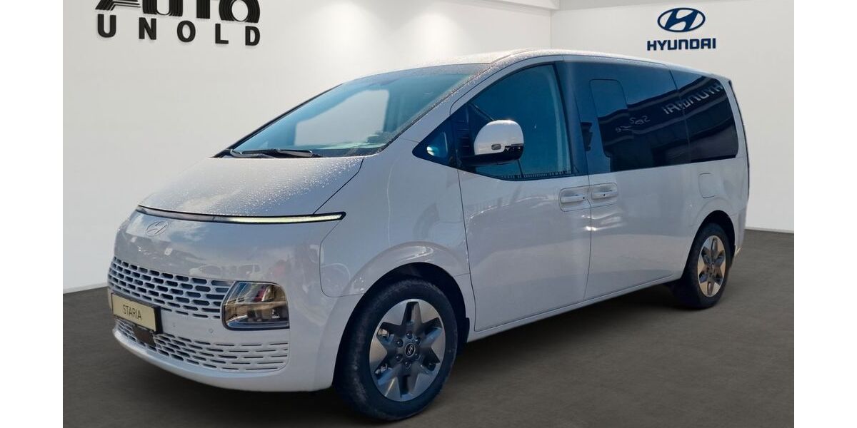 Hyundai STARIA 6.590 km 46.900 &euro; Ludwigshafen 67059