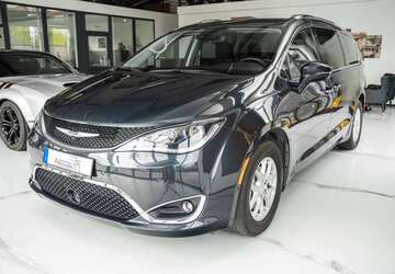 Chrysler Pacifica 42.565 km 27.490 &euro; Quakenbrueck 49610