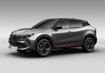 Alfa Romeo Junior 2.500 km 29.990 &euro; Ingolstadt 85053