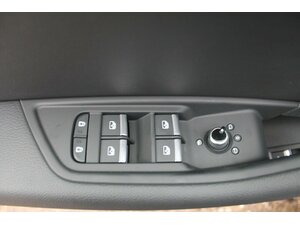Audi A4 Avant TDi Quatt S-Line Navi AHK Standh Matrix 10.000 km 39.950 &euro; Bonn 53225