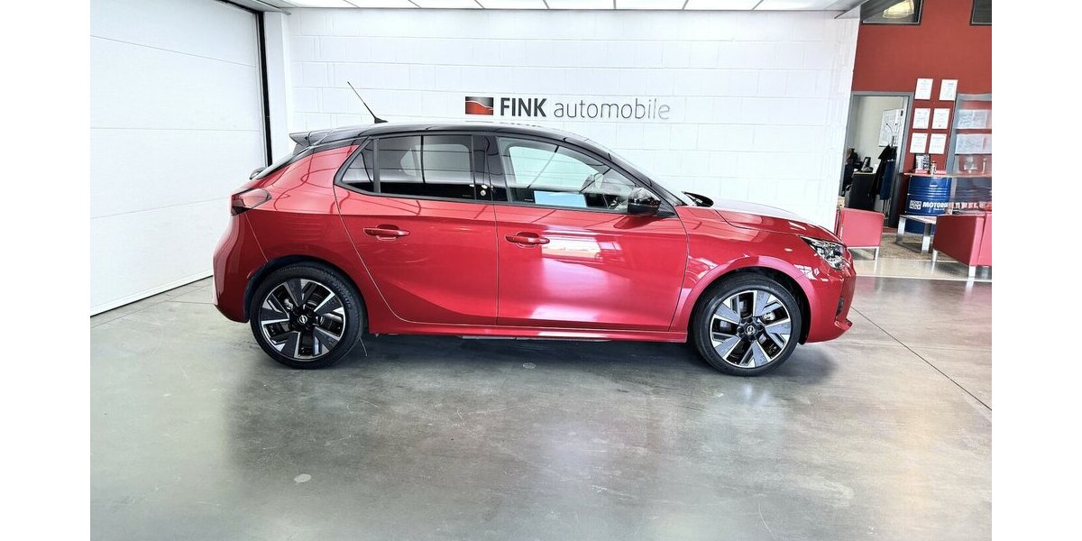 Opel Corsa e 50 kWh GS Line LED Carplay LED 37.900 km 16.720 &euro; Lich 35423