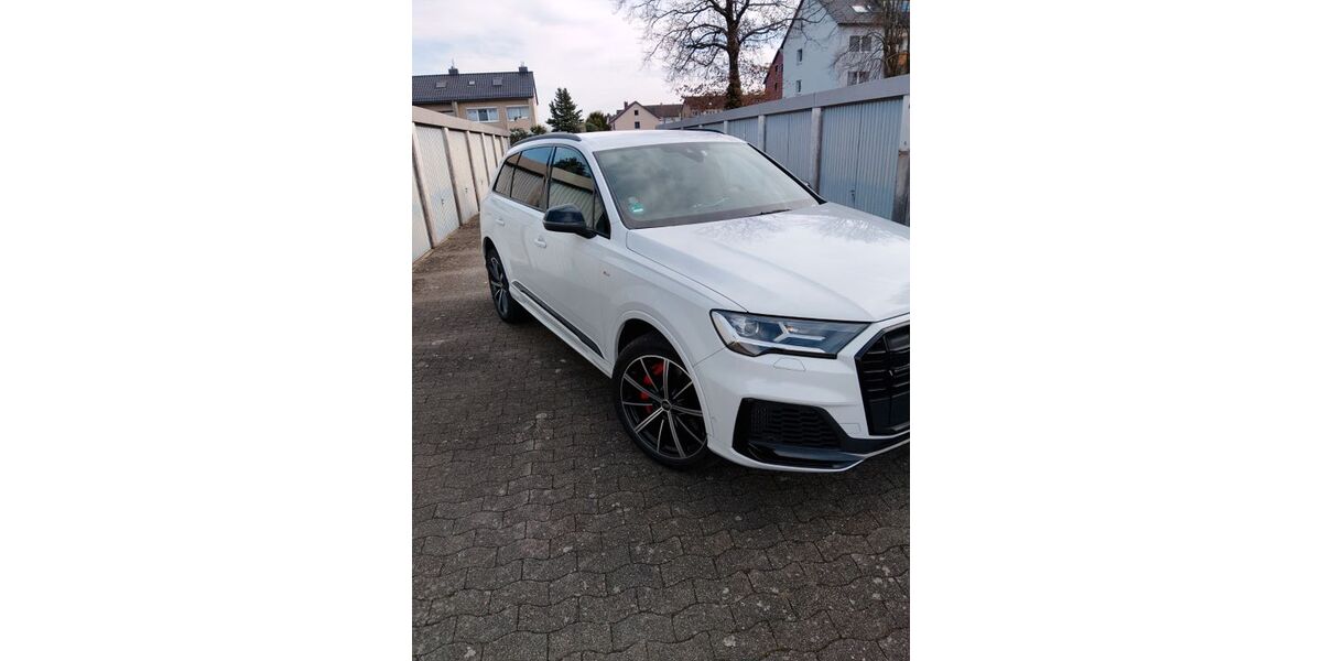 Audi Q7 46.500 km 64.900 &euro; Braunschweig 38120