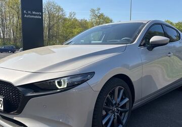 Mazda 3 5.915 km 26.891 &euro; Neuss 41464