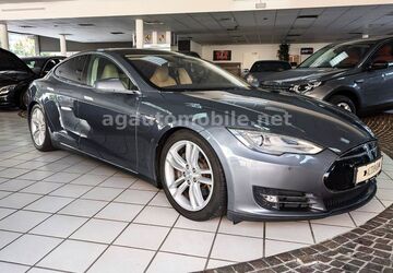 Tesla Model S 273.000 km 22.999 &euro; Hilden 40721