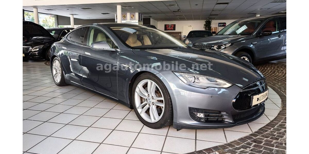 Tesla Model S 273.000 km 22.999 &euro; Hilden 40721