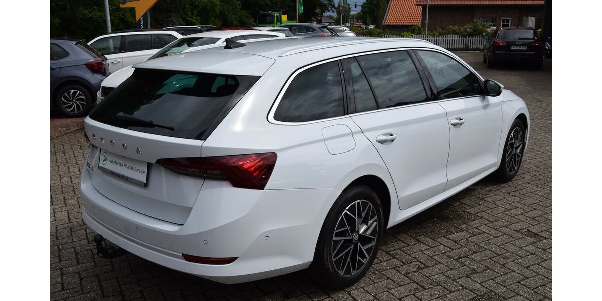 Skoda Octavia Combi 2,0 TDI DSG Style Matrix*AHK*ACC 109.200 km 19.980 &euro; Rastede 26160