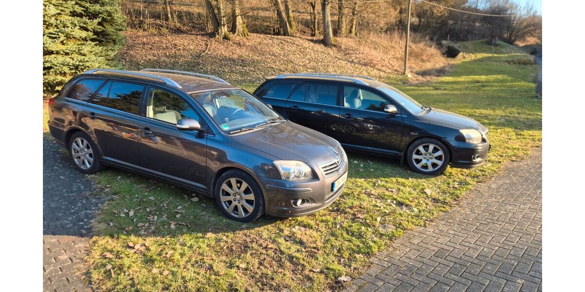 Toyota Avensis 259.000 km 2.900 &euro; Bischoffen 35649